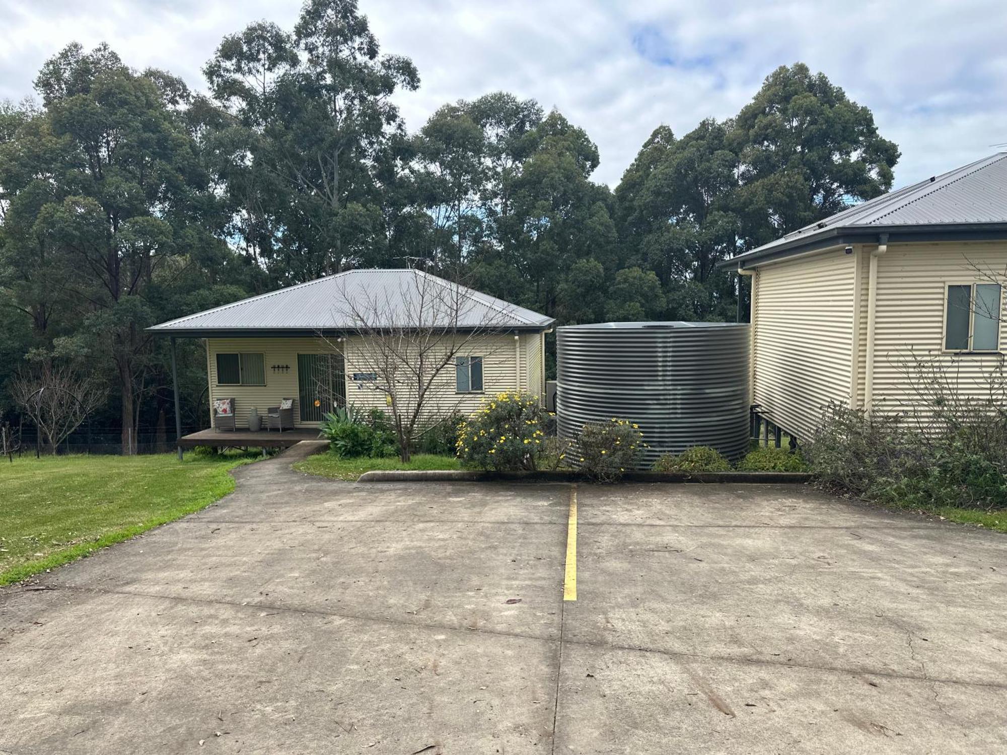 Blueberry Hills On Comleroy Farmstay - Self-Contained Cottages Kurrajong Exterior photo