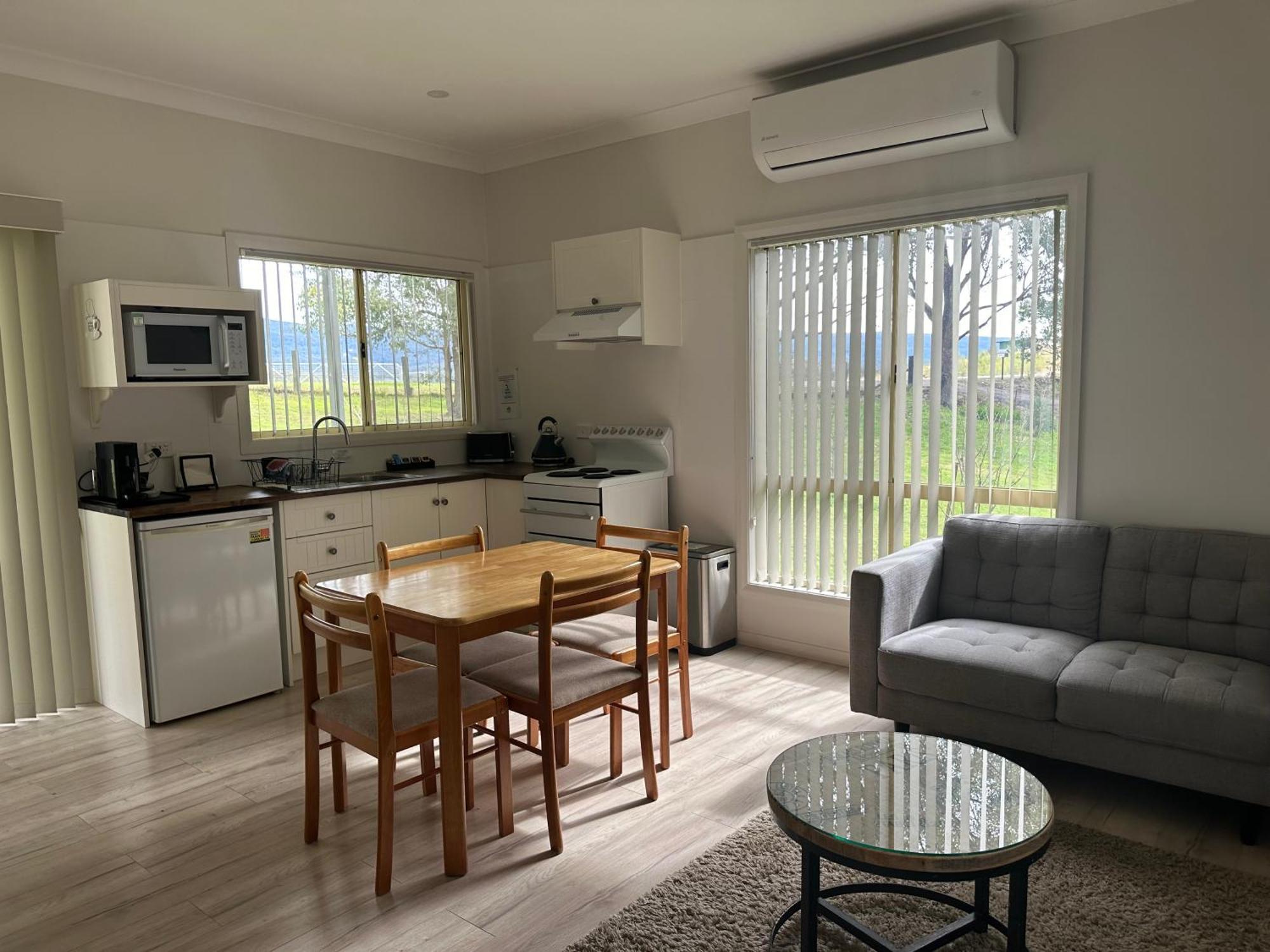 Blueberry Hills On Comleroy Farmstay - Self-Contained Cottages Kurrajong Exterior photo
